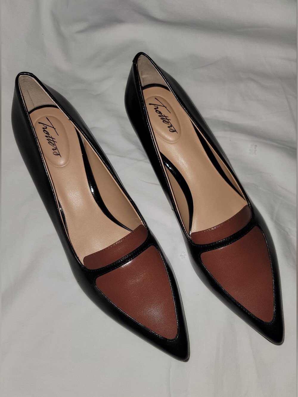 Trotters Pointed-Toe Two-Tone Heels in Black and Brown